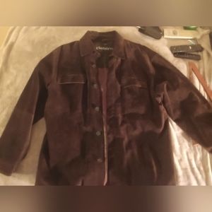 LIZ CLAIBORNE. BROWN SUEDE JACKET. MENS MEDIUM. LIKE NEW.